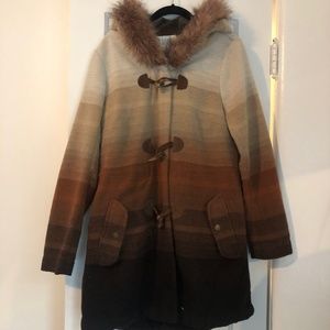 BB Dakota Ombre Jacket w Faux Fur Hood - Perfect for fall!!
